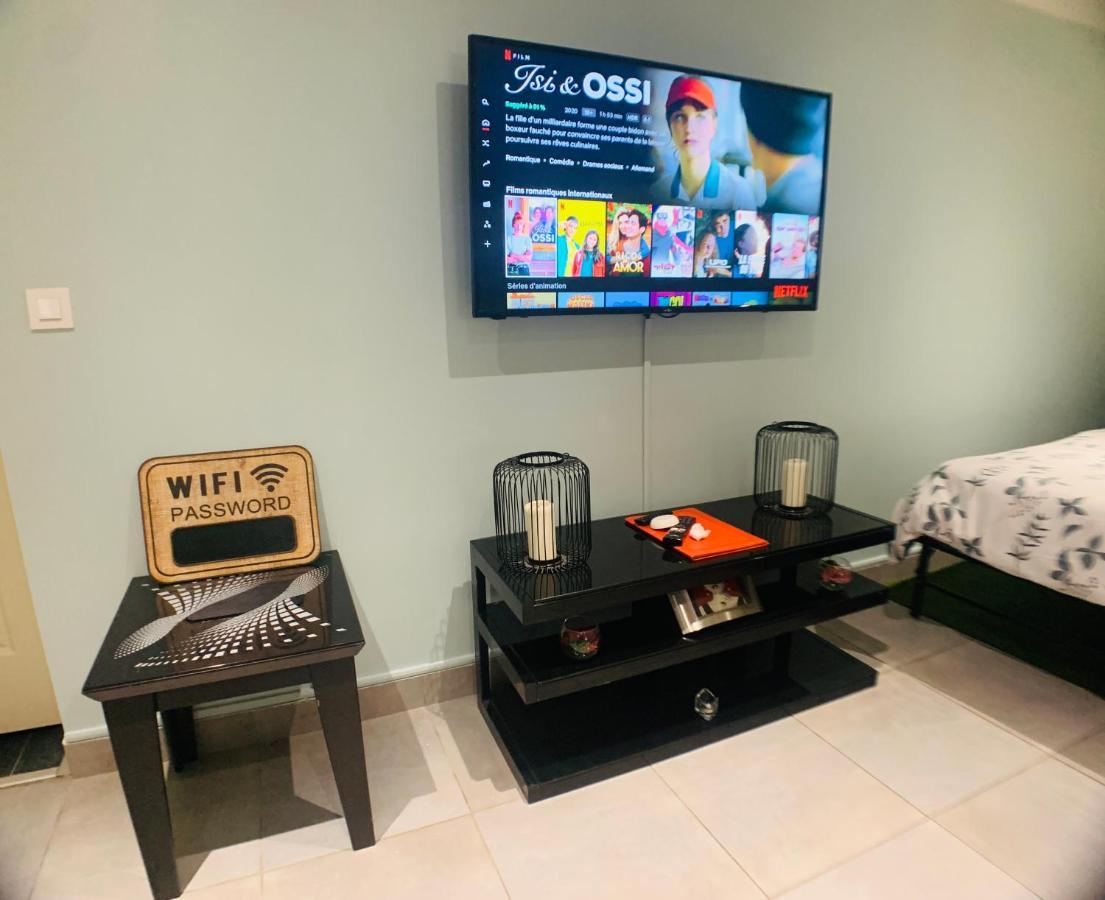 Appartement Cosy Proche Roissy Cdg Asterix Disneyland Paris Goussainville  Eksteriør billede